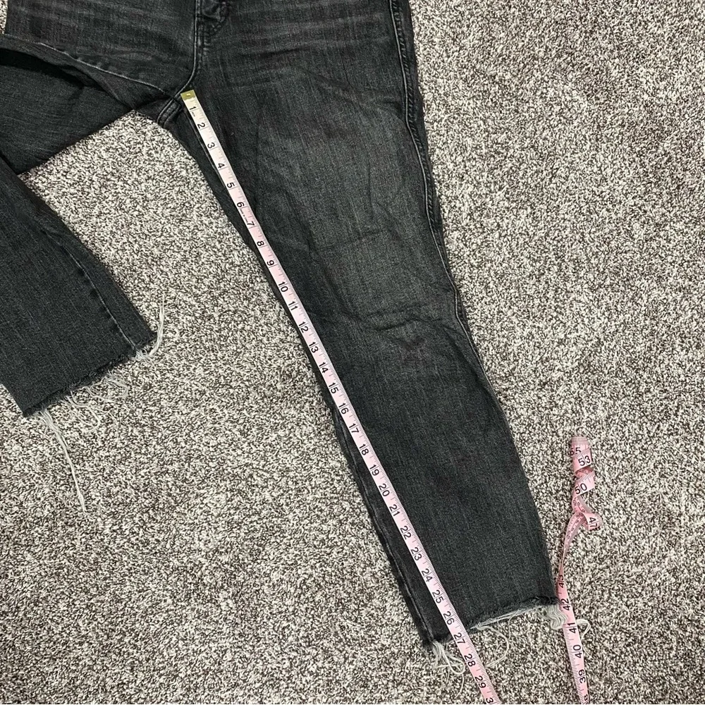 ✨Ana High‎ Rise Straight Black Jeans Women's Size 8